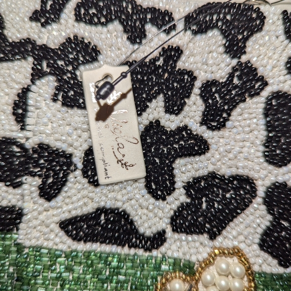 NWT Beaded bumblebee clutch purse - Picture 2 of 8